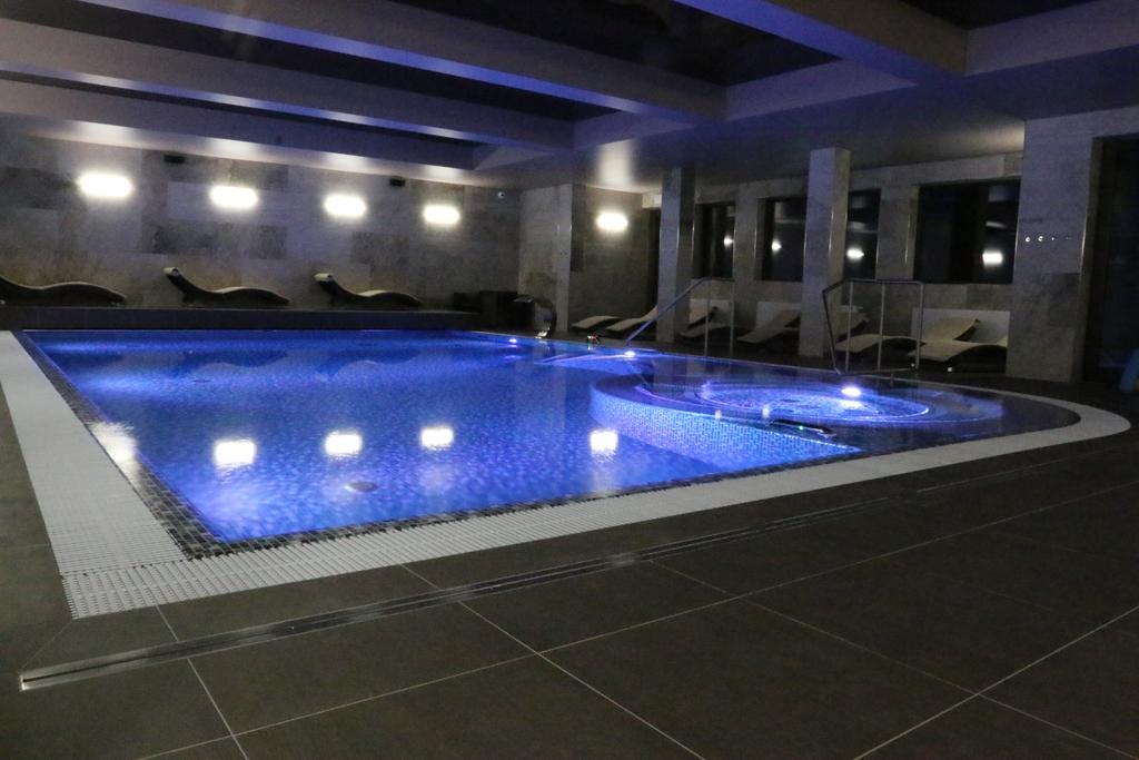 Apartment Hotel Orion Абертами Екстер'єр фото